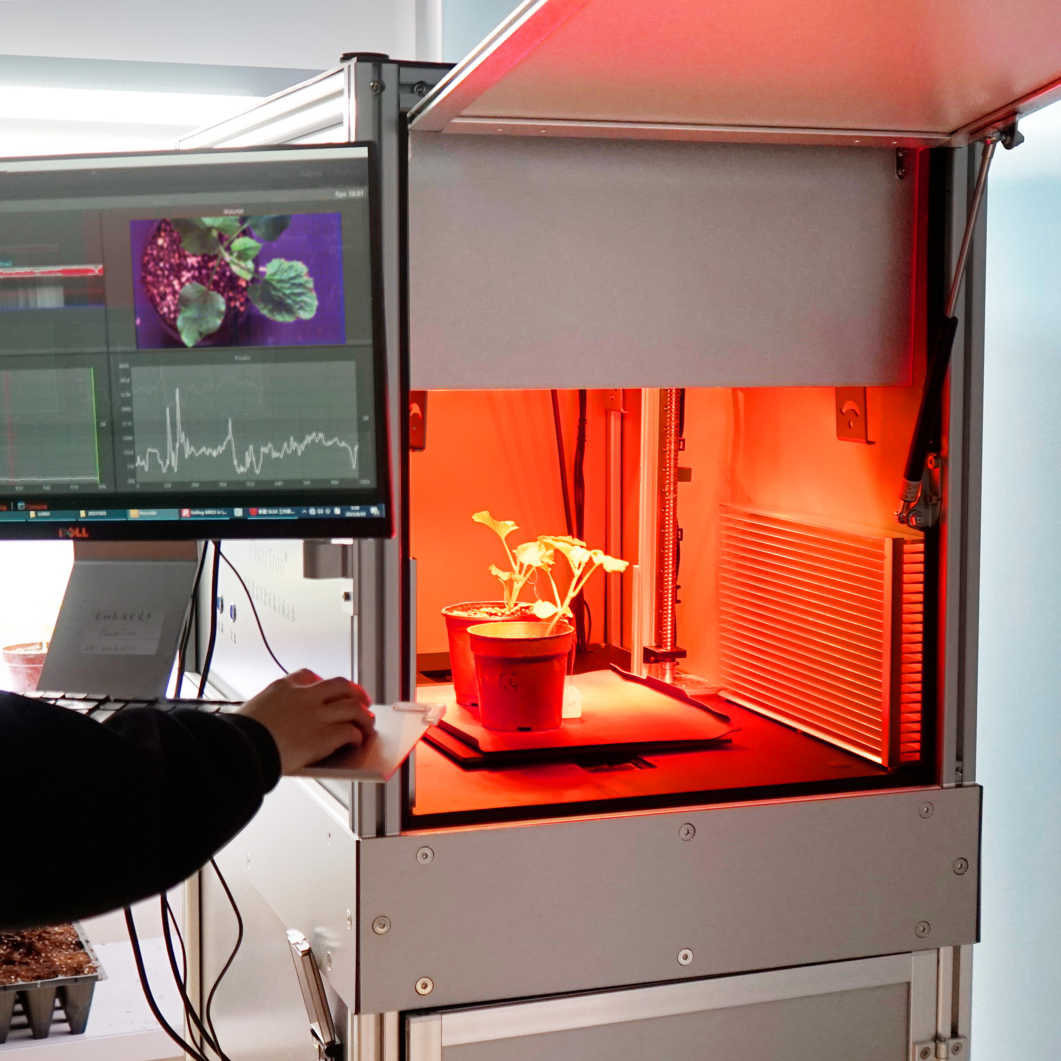 FluorTron?多功效高光谱成像剖析手艺——解码生物荧光